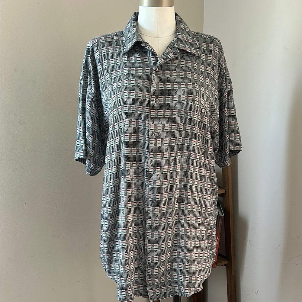 VTG Paul Avanti Gray Casual Button Down Shirt with Modern Pattern M